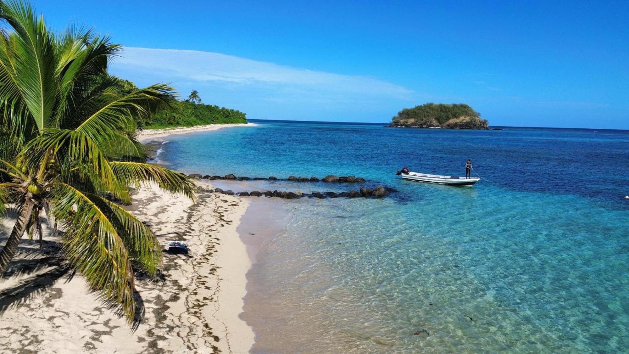 Mai Sunset Island Resort Ngunu Bagian luar foto